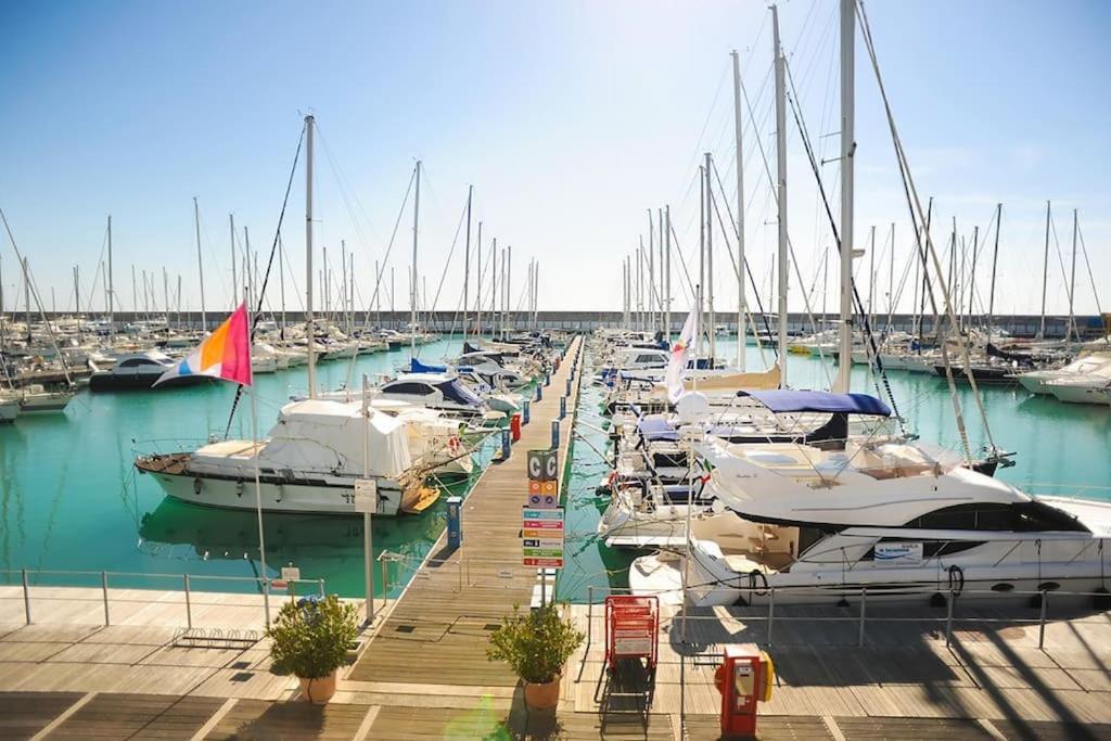 Appartamento A 50 Mt Dal Mare Розиньано Солве Экстерьер фото